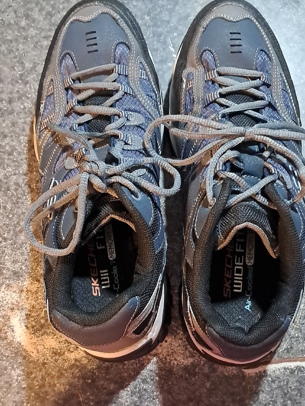 Skechers Men's Gray and Black Athletic Sneakers